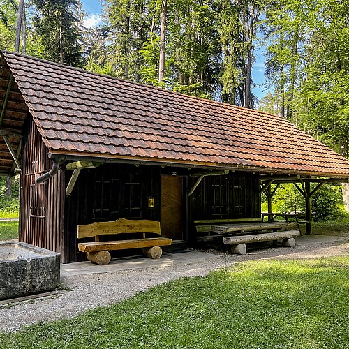 Abb 1 Die Gibelhütte steht seit den 1940er-Jahren im Wald der Bürgergemeinde Pfyn.